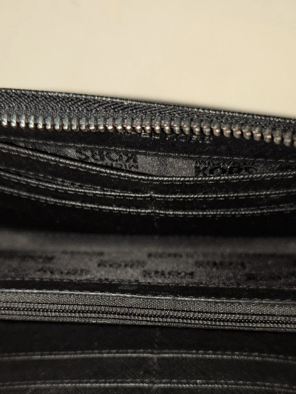 Michael Kors Colgate Zip Around Continental Wallet